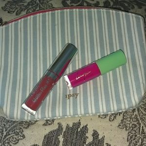 Ipsy make up bag and lipgloss